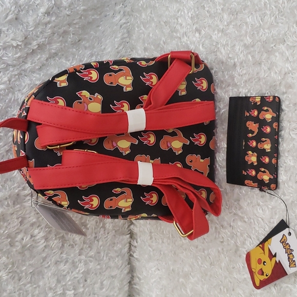 NWT Loungefly Pokémon Charmander flames mini backpack and cardholder - Picture 2 of 15